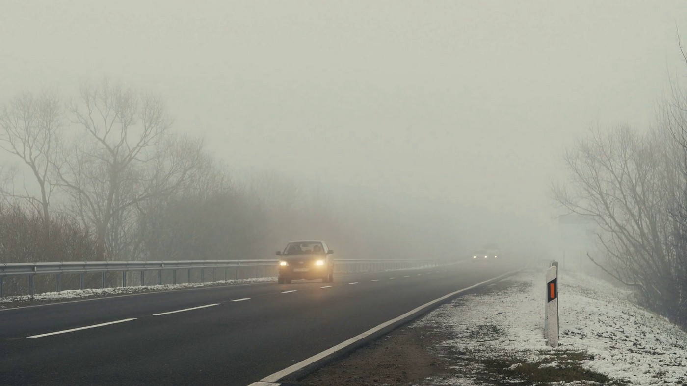Управление автомобилем в тумане. Как безопасно доехать в туман до места назначения?